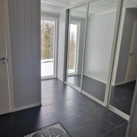 Hus I Naturskjonne Omgivelser Med 3 Soverom Ramfjordbotn