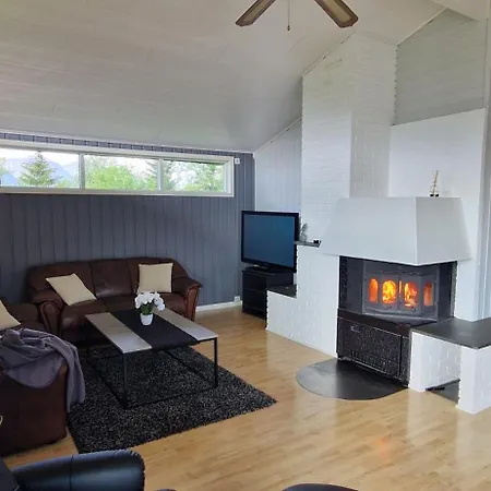 Hus I Naturskjonne Omgivelser Med 3 Soverom * Ramfjordbotn